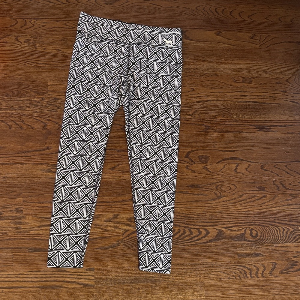 Victoria's Secret Black and White Kids Leggings